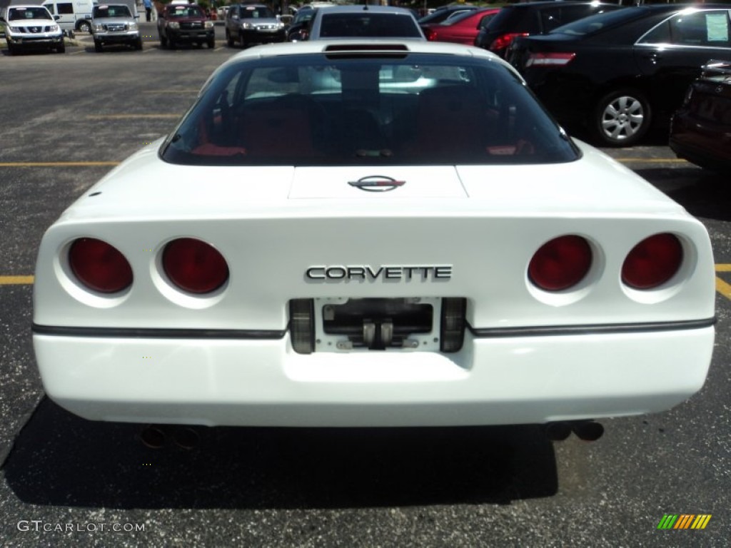 1990 Corvette Coupe - White / Red photo #21