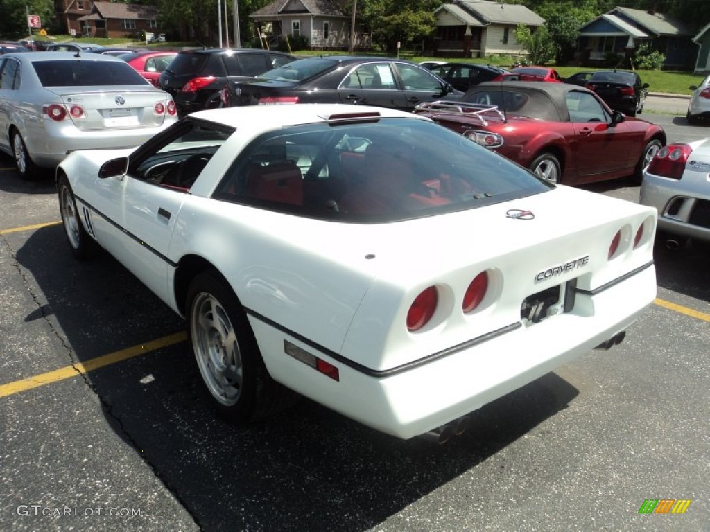 1990 Corvette Coupe - White / Red photo #22