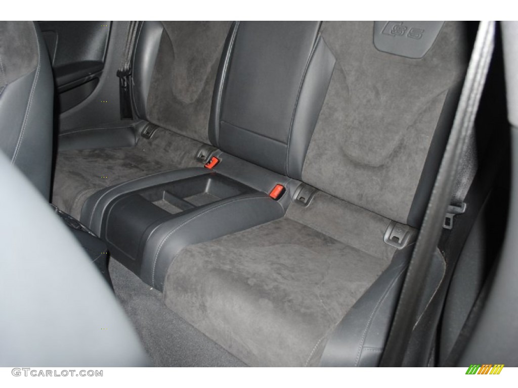 2011 Audi S5 4.2 FSI quattro Coupe Rear Seat Photo #81318342