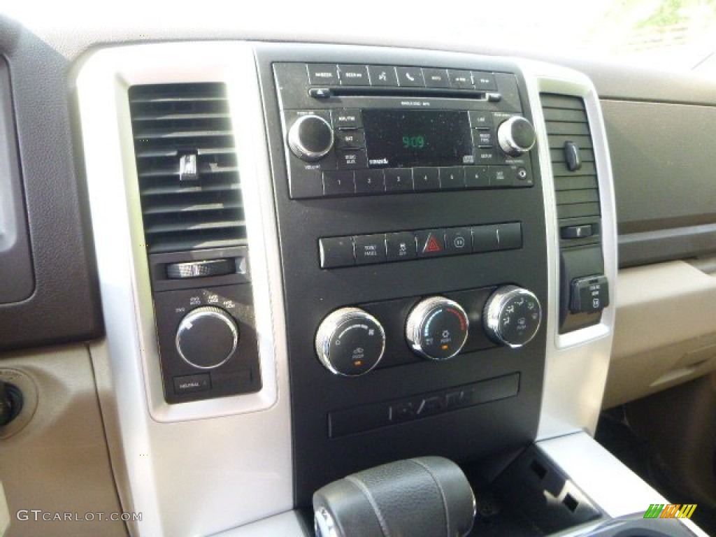 2011 Dodge Ram 1500 Big Horn Quad Cab 4x4 Controls Photo #81318516
