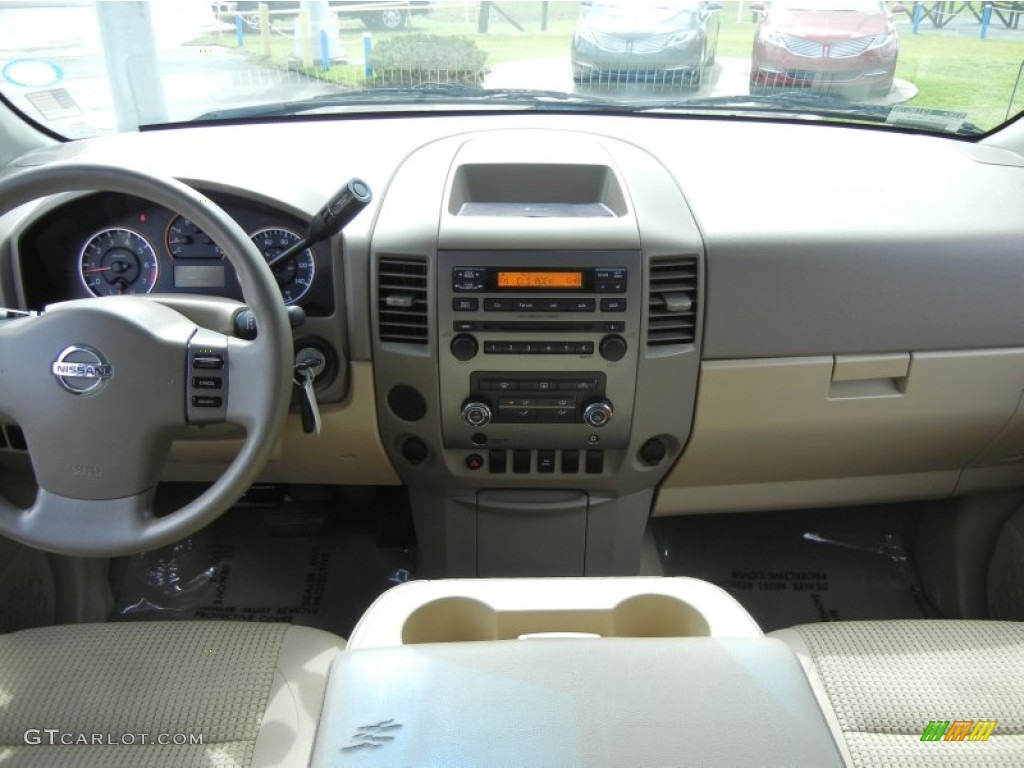 2008 Titan SE Crew Cab - Desert Stone / Almond photo #20