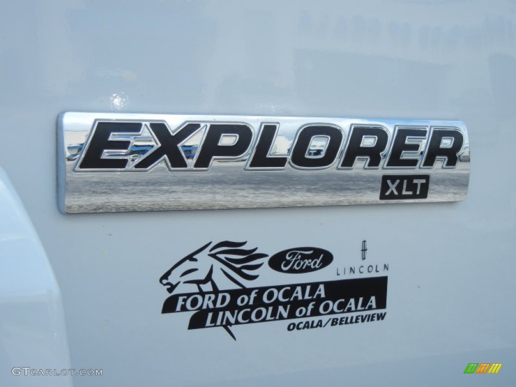 2006 Explorer XLT - Oxford White / Camel photo #8