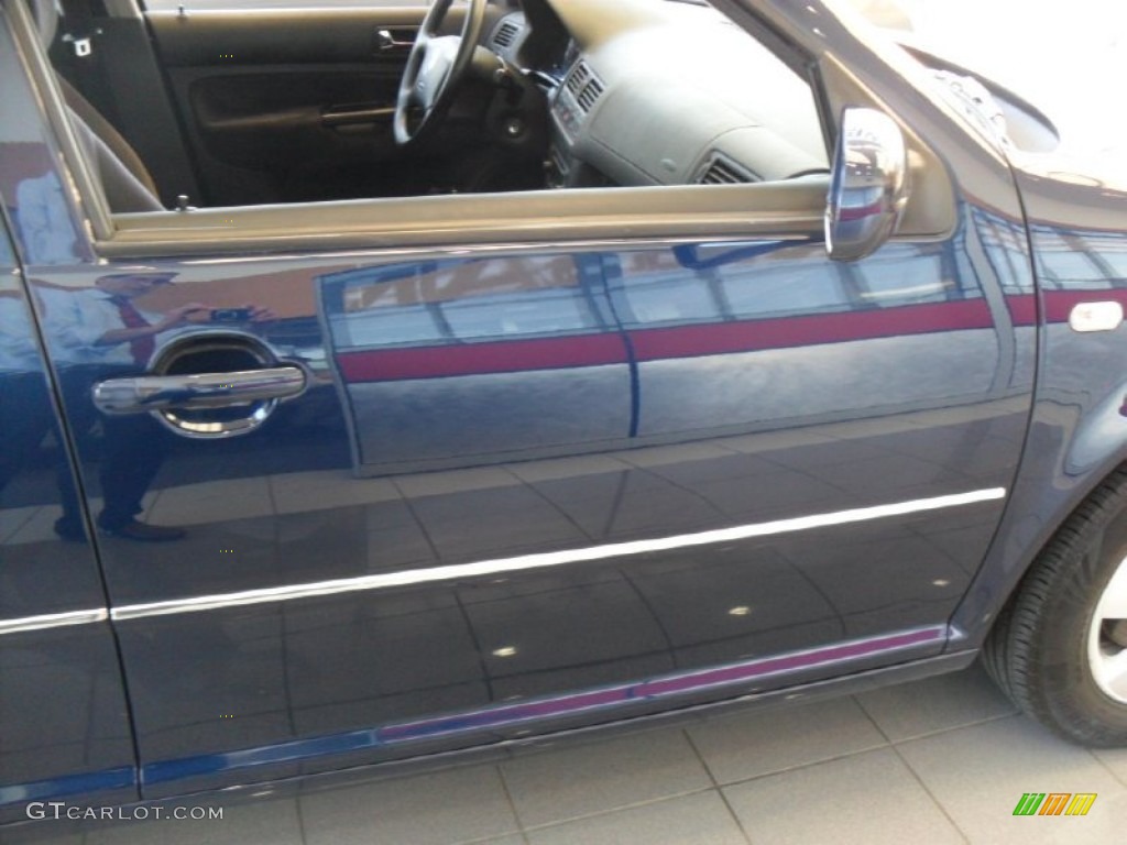 2004 Jetta GLS Sedan - Galactic Blue Metallic / Black photo #4