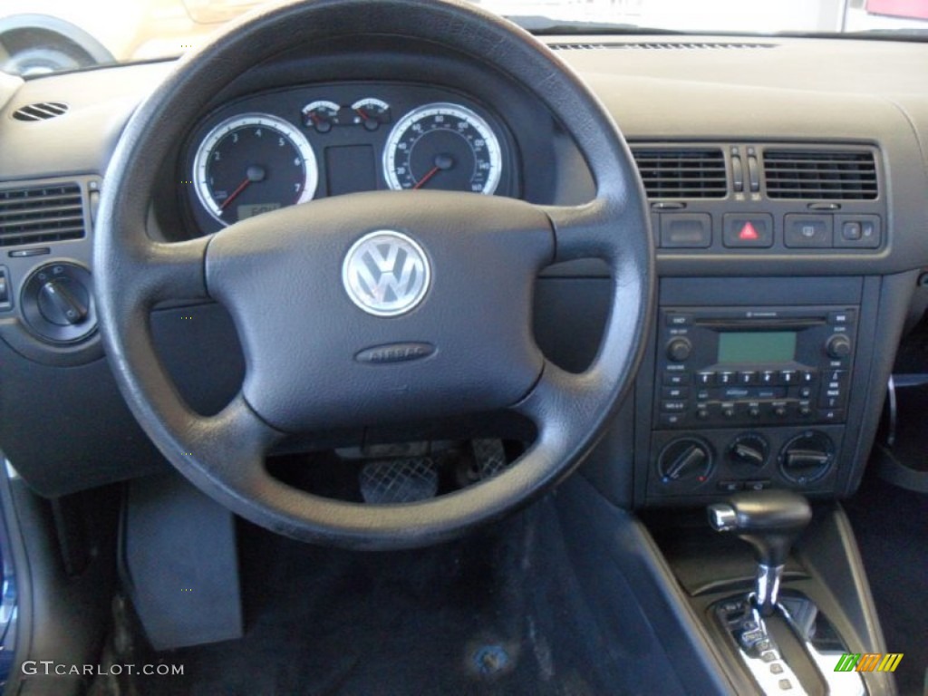 2004 Jetta GLS Sedan - Galactic Blue Metallic / Black photo #17