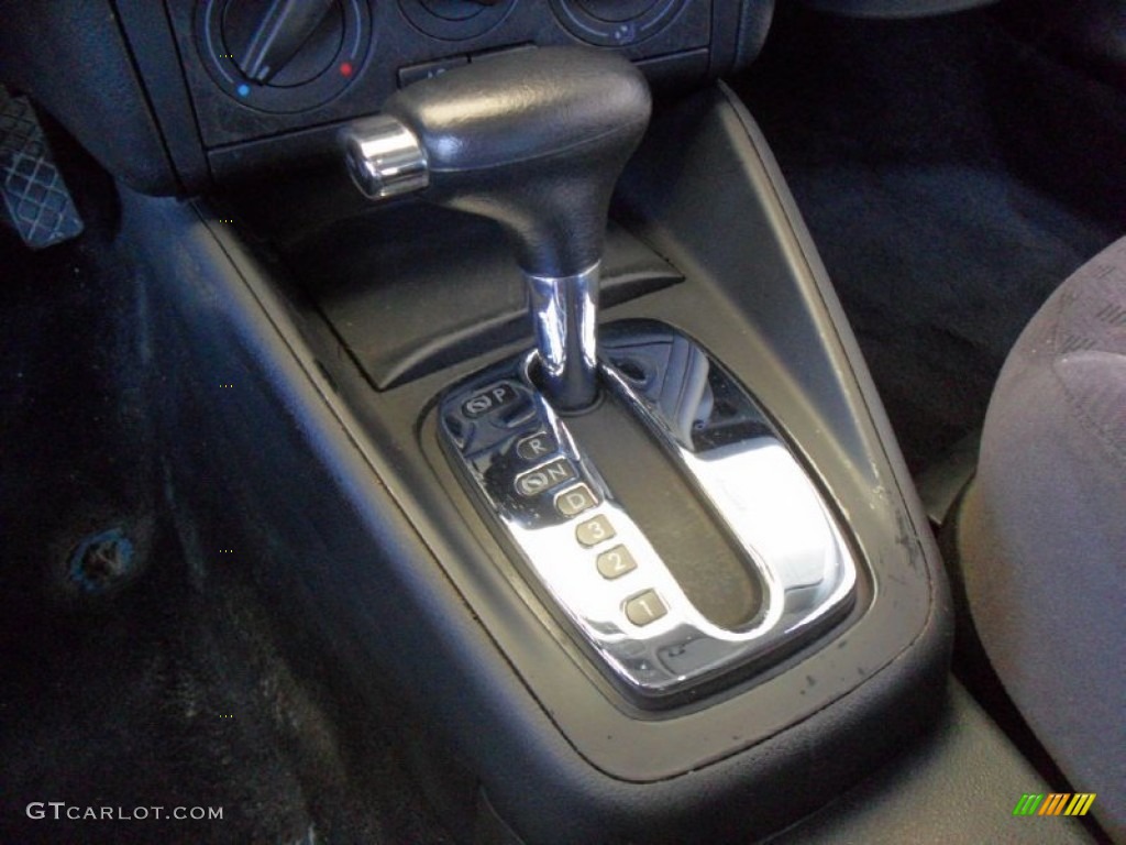 2004 Jetta GLS Sedan - Galactic Blue Metallic / Black photo #19