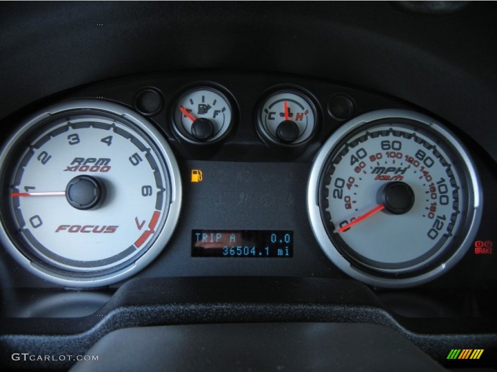 2010 Ford Focus SE Coupe Gauges Photo #81320837