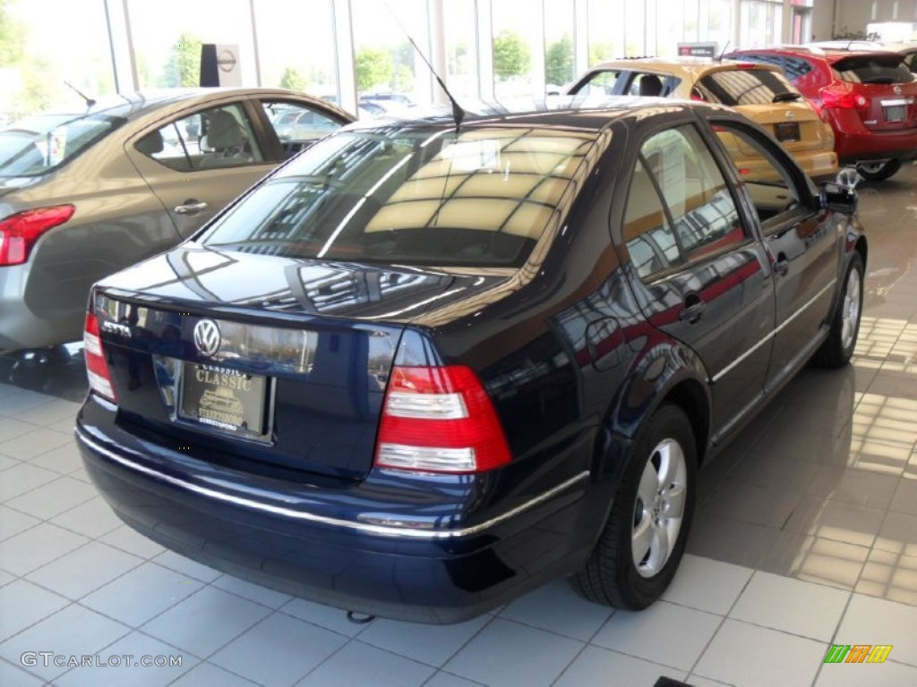2004 Jetta GLS Sedan - Galactic Blue Metallic / Black photo #27