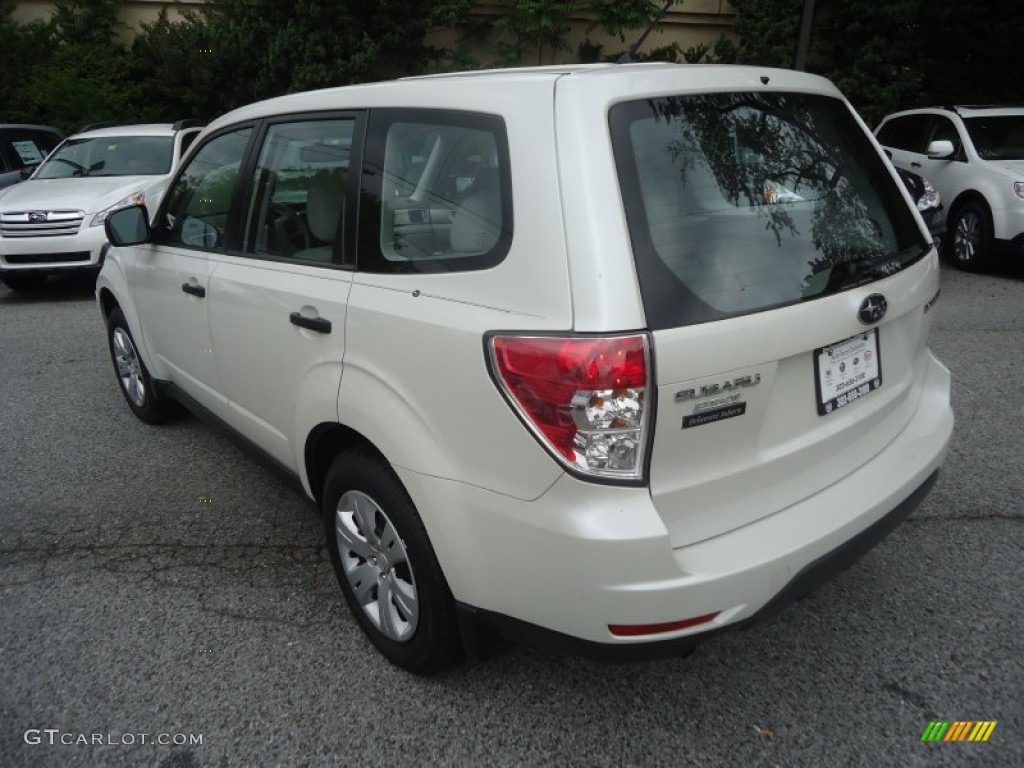 2009 Forester 2.5 X - Satin White Pearl / Platinum photo #5