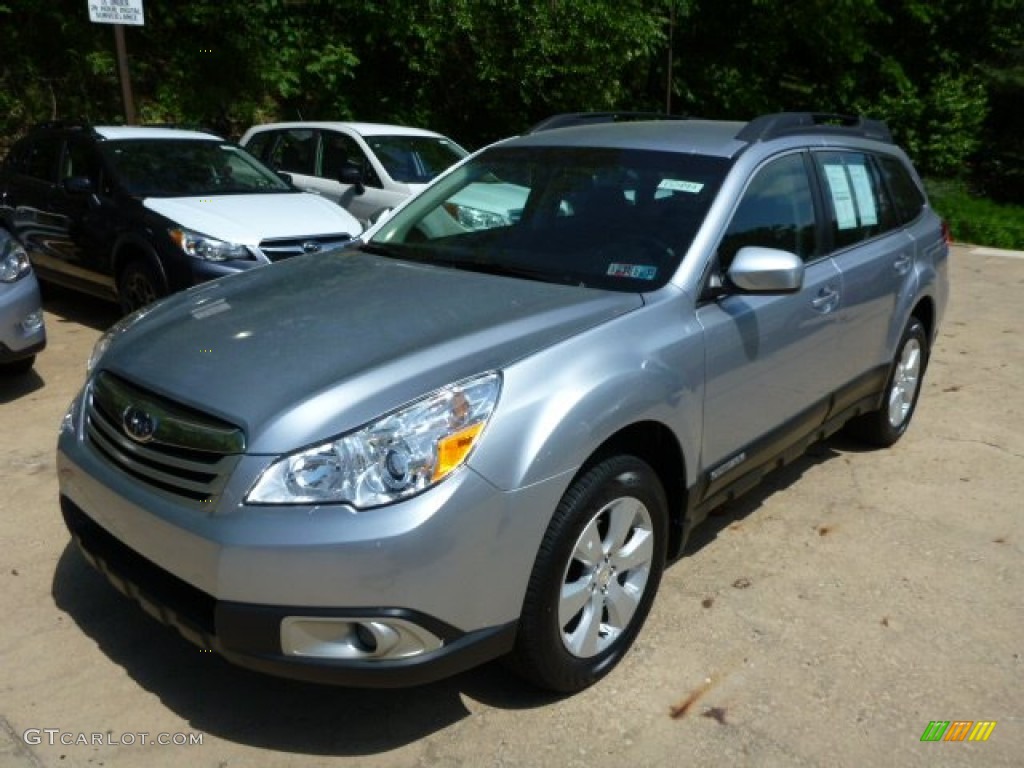 Ice Silver Metallic 2012 Subaru Outback 2.5i Exterior Photo #81323453