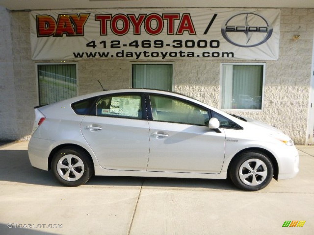 2013 Prius Four Hybrid - Classic Silver Metallic / Misty Gray photo #1