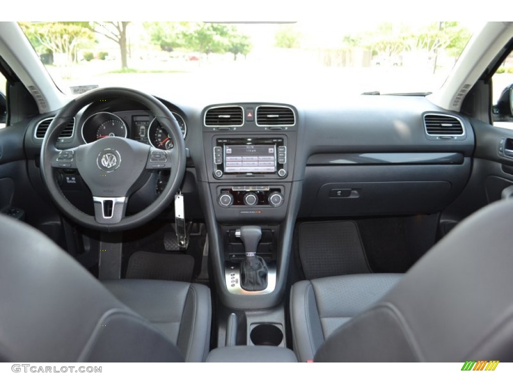 2010 Volkswagen Jetta TDI SportWagen Titan Black Dashboard Photo #81324722