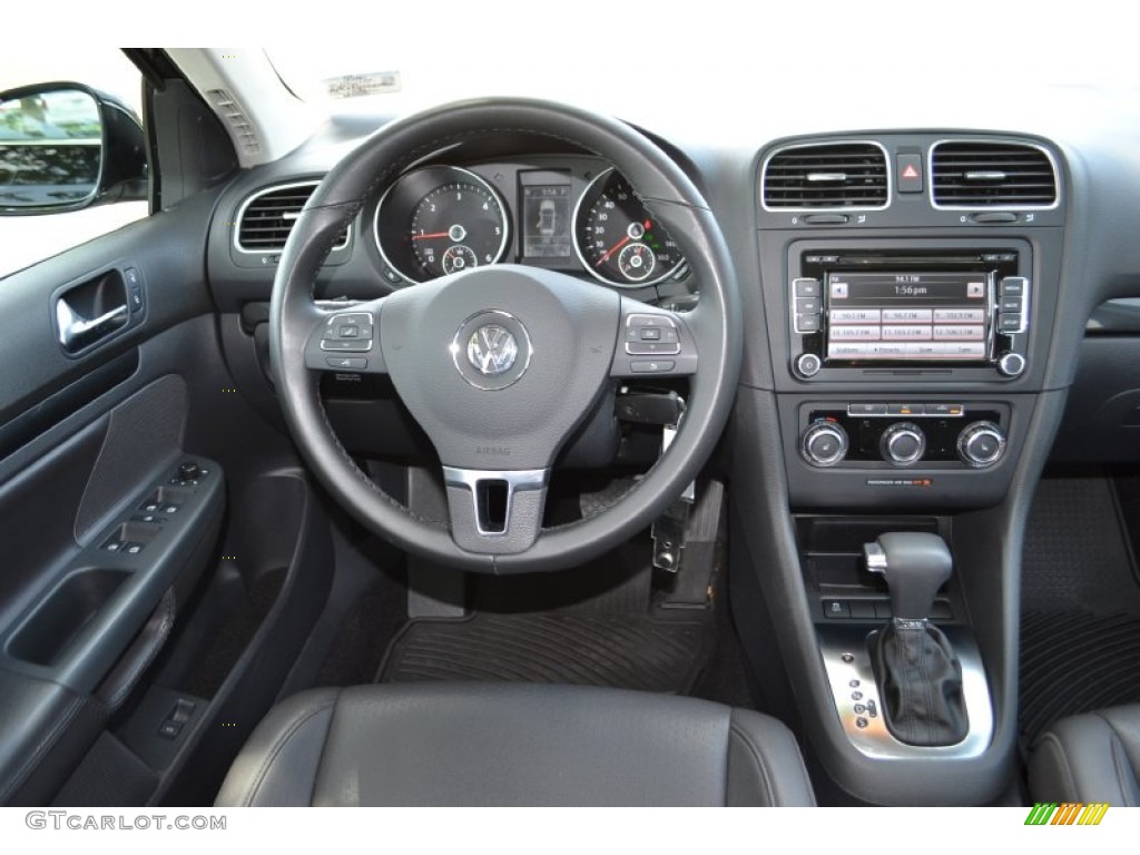 2010 Volkswagen Jetta TDI SportWagen Titan Black Dashboard Photo #81324743