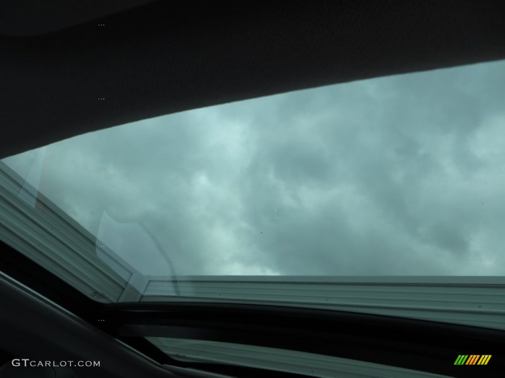 2013 Veloster  - Boston Red / Black photo #25