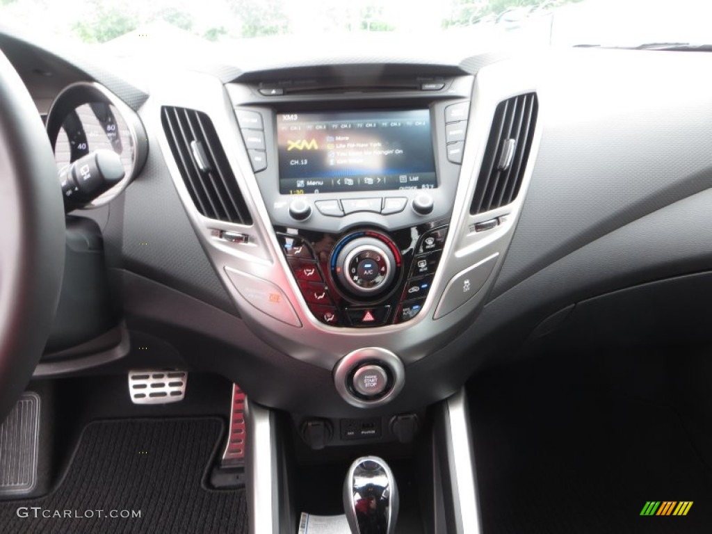 2013 Veloster  - Boston Red / Black photo #27