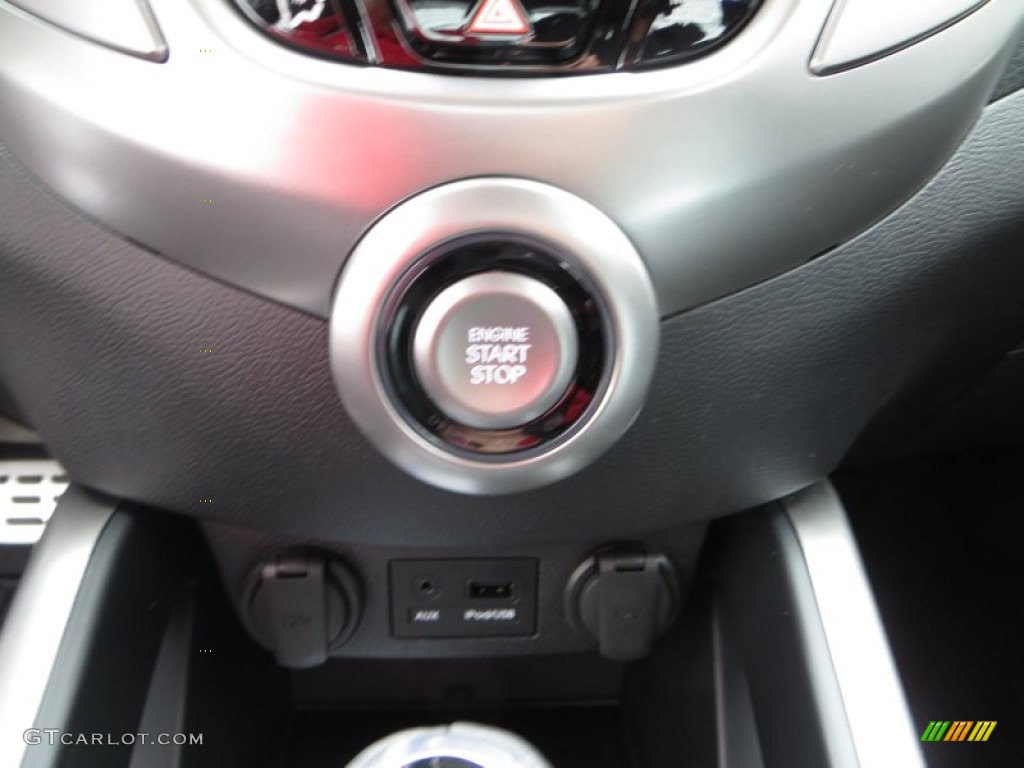 2013 Veloster  - Boston Red / Black photo #30