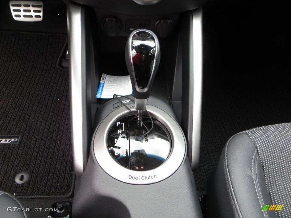 2013 Veloster  - Boston Red / Black photo #31