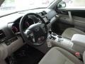 2013 Classic Silver Metallic Toyota Highlander V6 4WD  photo #17