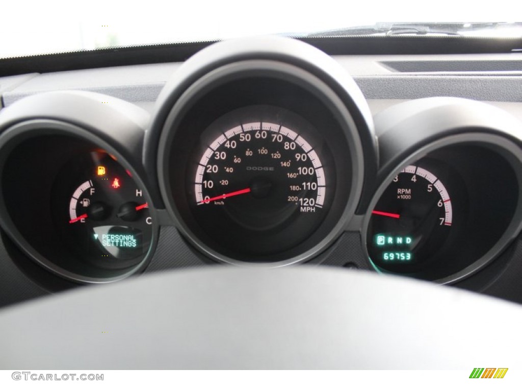 2008 Dodge Nitro R/T 4x4 Gauges Photos