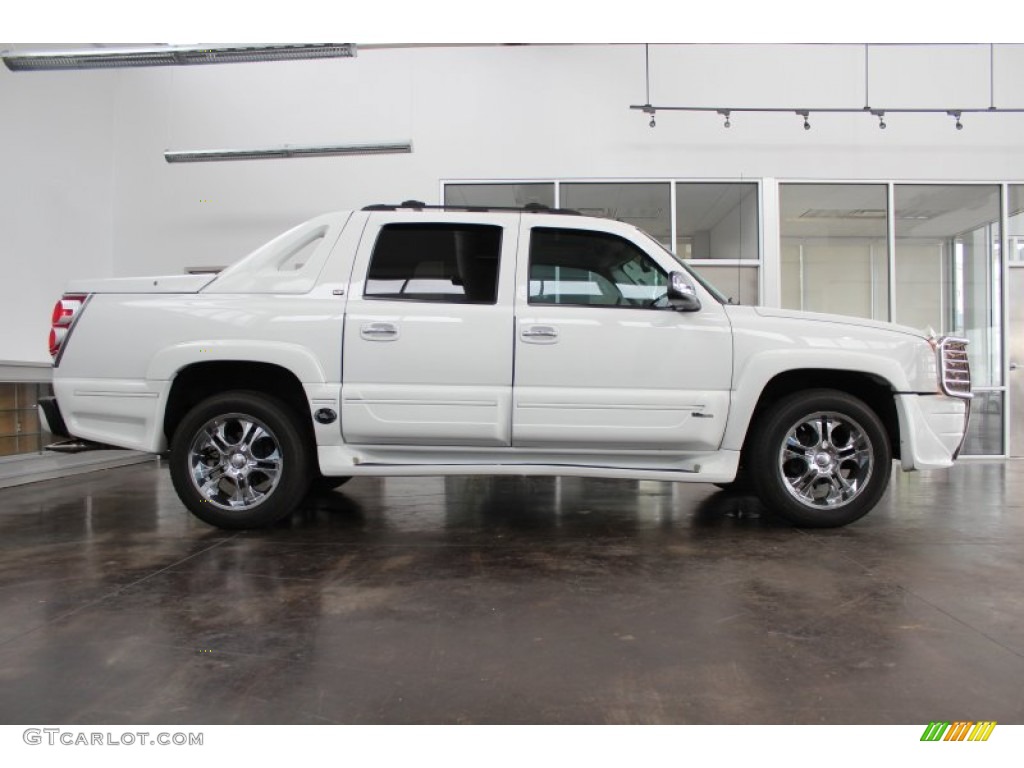 2005 Avalanche LT - Summit White / Tan/Neutral photo #7