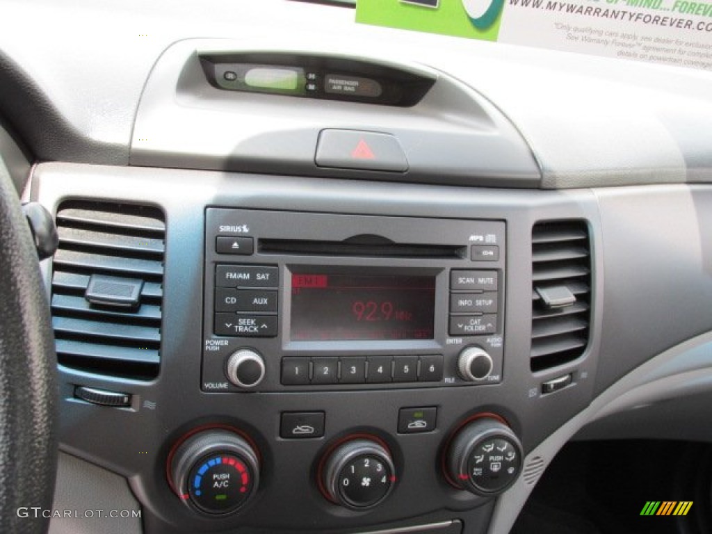 2009 Kia Optima LX Controls Photo #81329801