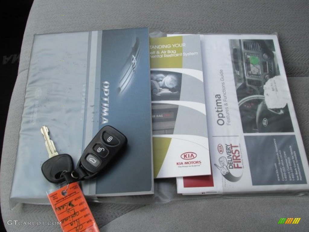 2009 Kia Optima LX Books/Manuals Photo #81329859