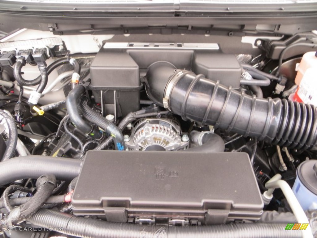 2013 Ford F150 SVT Raptor SuperCrew 4x4 Engine Photos
