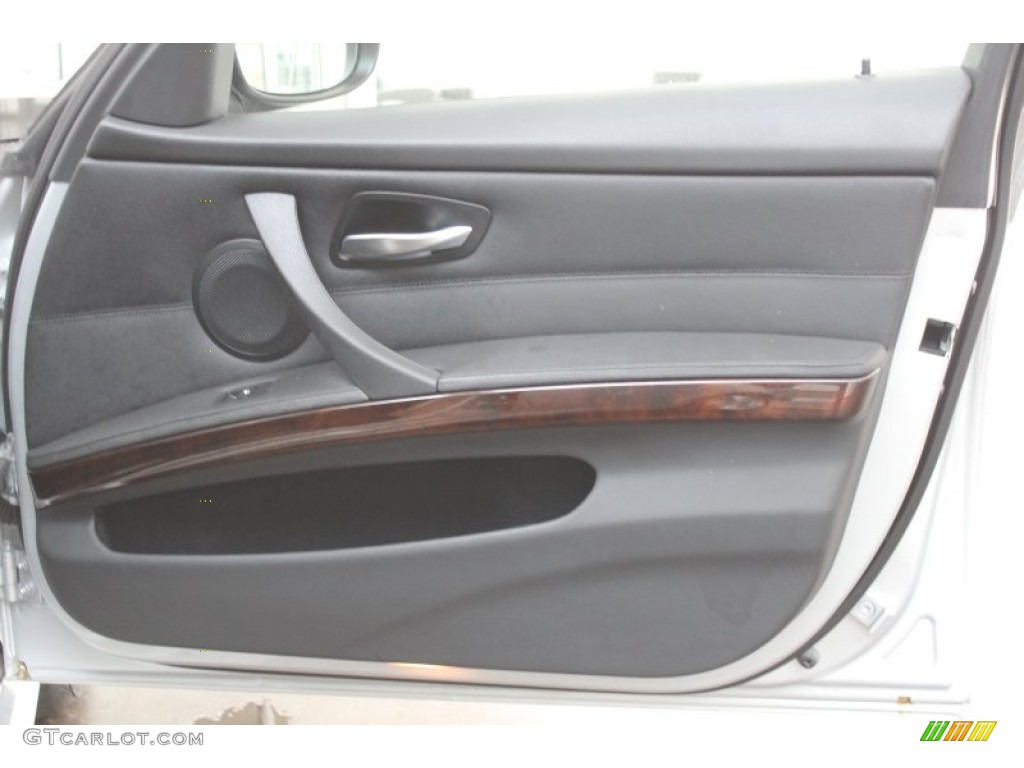 2010 3 Series 328i Sedan - Titanium Silver Metallic / Black photo #18