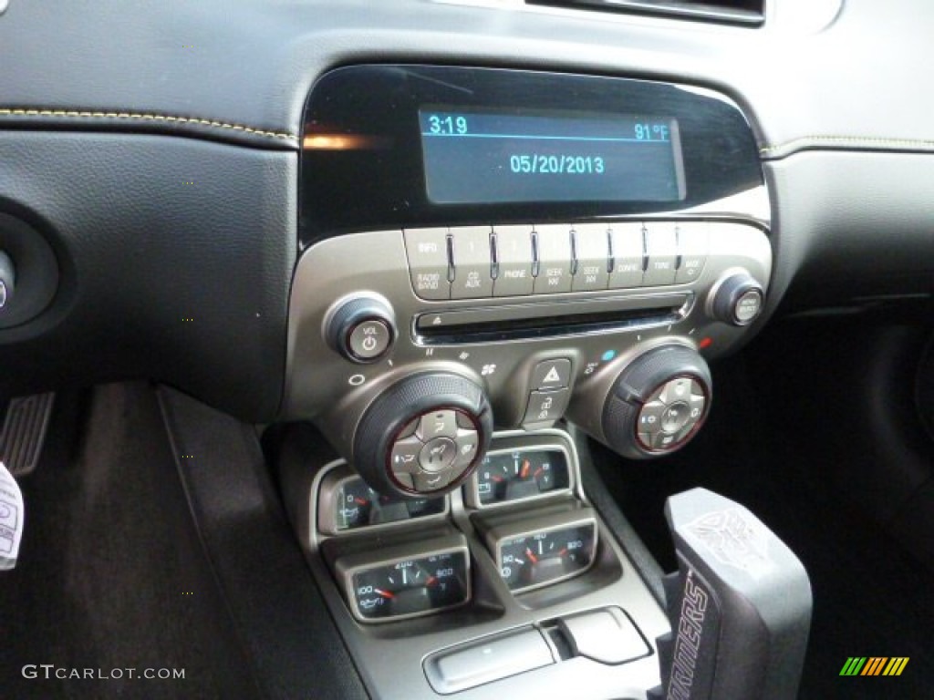 2012 Chevrolet Camaro SS Coupe Transformers Special Edition Controls Photo #81332153