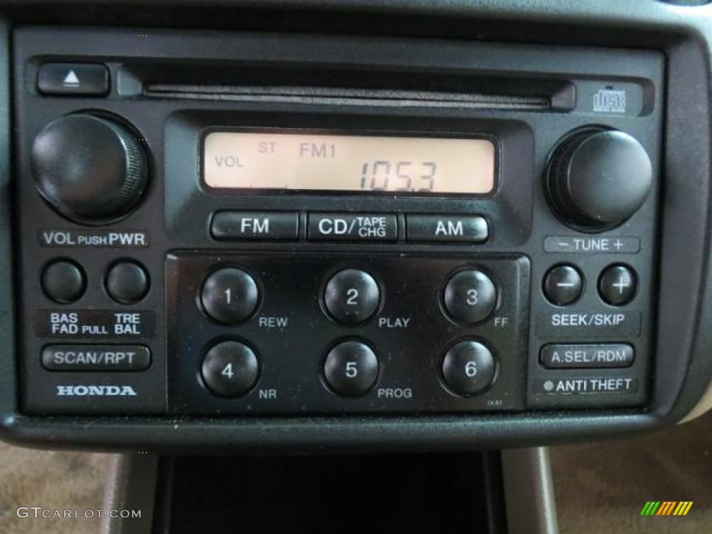 2000 Honda Accord EX Sedan Audio System Photos