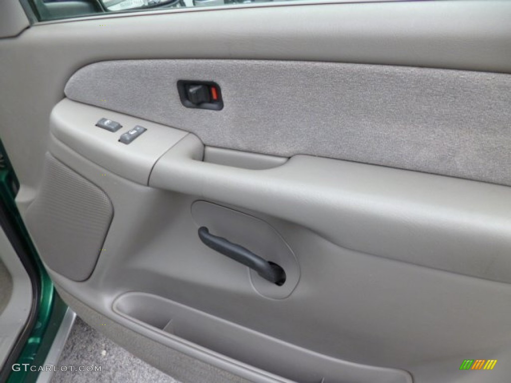 1999 Chevrolet Silverado 2500 LS Regular Cab 4x4 Graphite Door Panel Photo #81333887