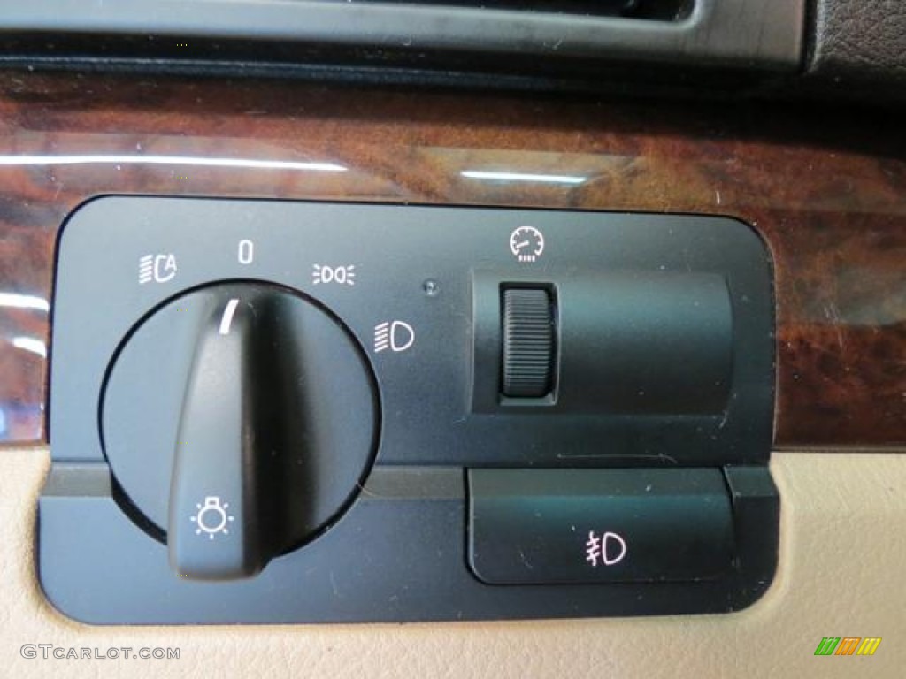 2005 BMW 3 Series 325i Sedan Controls Photo #81334658