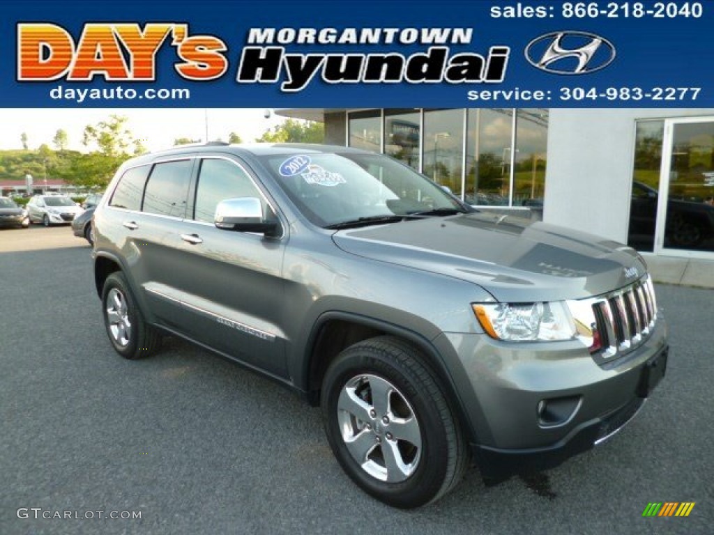 Maximum Steel Metallic Jeep Grand Cherokee