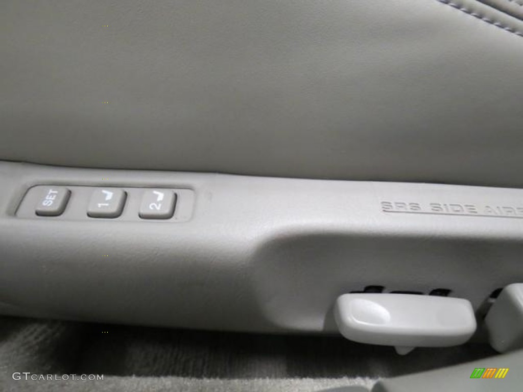 2001 Lexus ES 300 Front Seat Photos