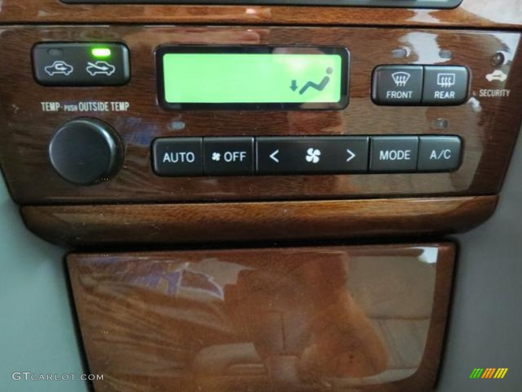 2001 Lexus ES 300 Controls Photo #81335902