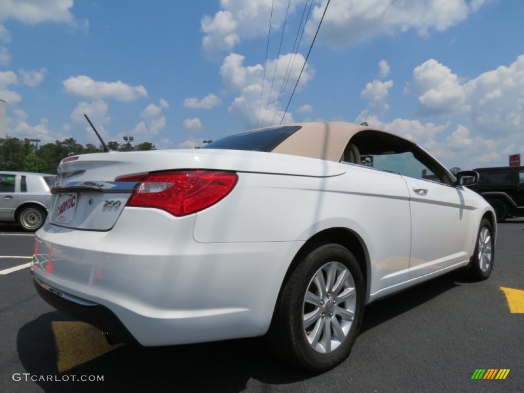 2012 200 Touring Convertible - Bright White / Black/Light Frost photo #15