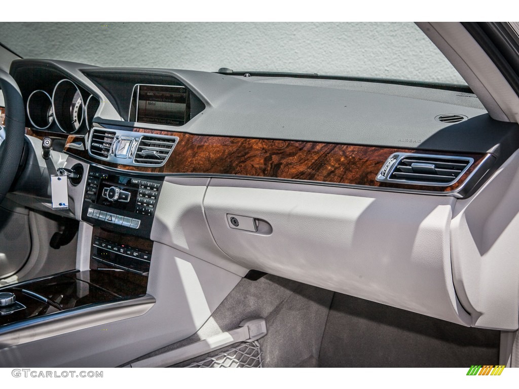 2014 Mercedes-Benz E 350 Sport Sedan Gray/Dark Gray Dashboard Photo #81337250