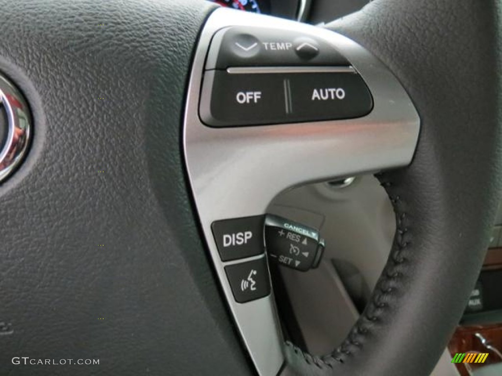 2013 Toyota Highlander Limited Controls Photo #81337614