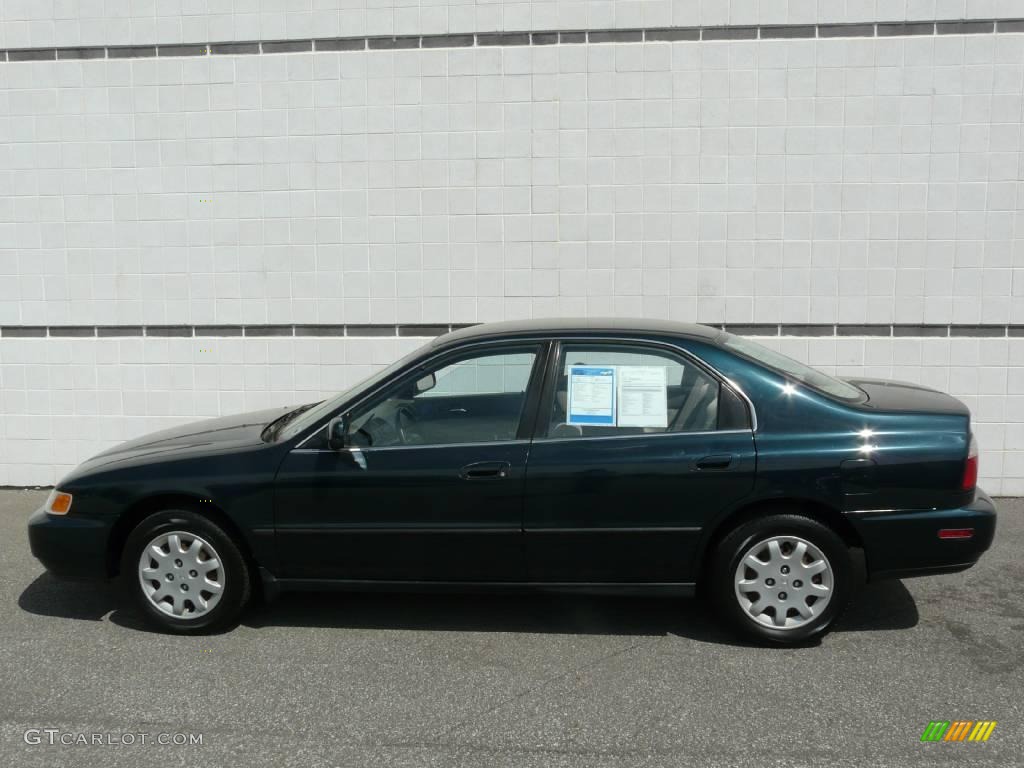 1996 Accord LX V6 Sedan - Sherwood Green Pearl Metallic / Beige photo #1