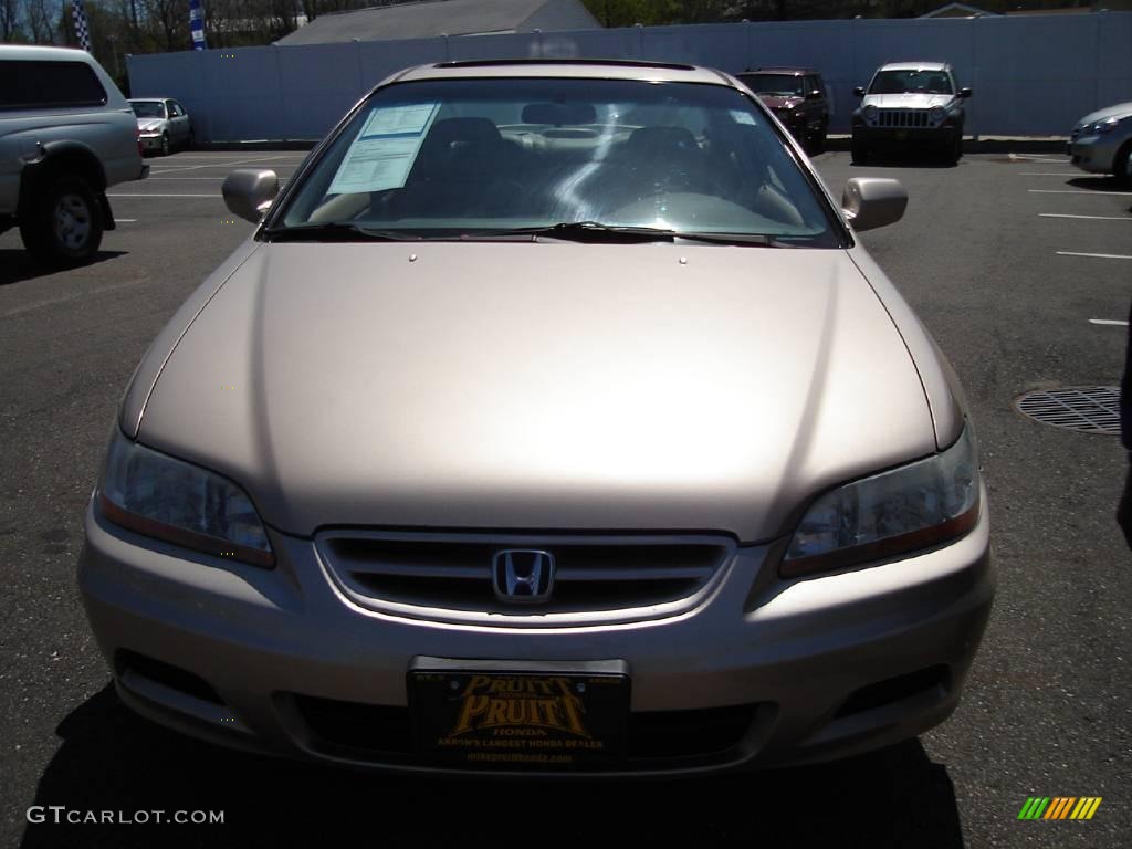 2001 Accord EX V6 Coupe - Naples Gold Metallic / Ivory photo #8