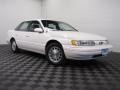 1995 Performance White Ford Taurus LX Sedan  photo #1