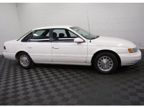 1995 Ford Taurus LX Sedan Data, Info and Specs