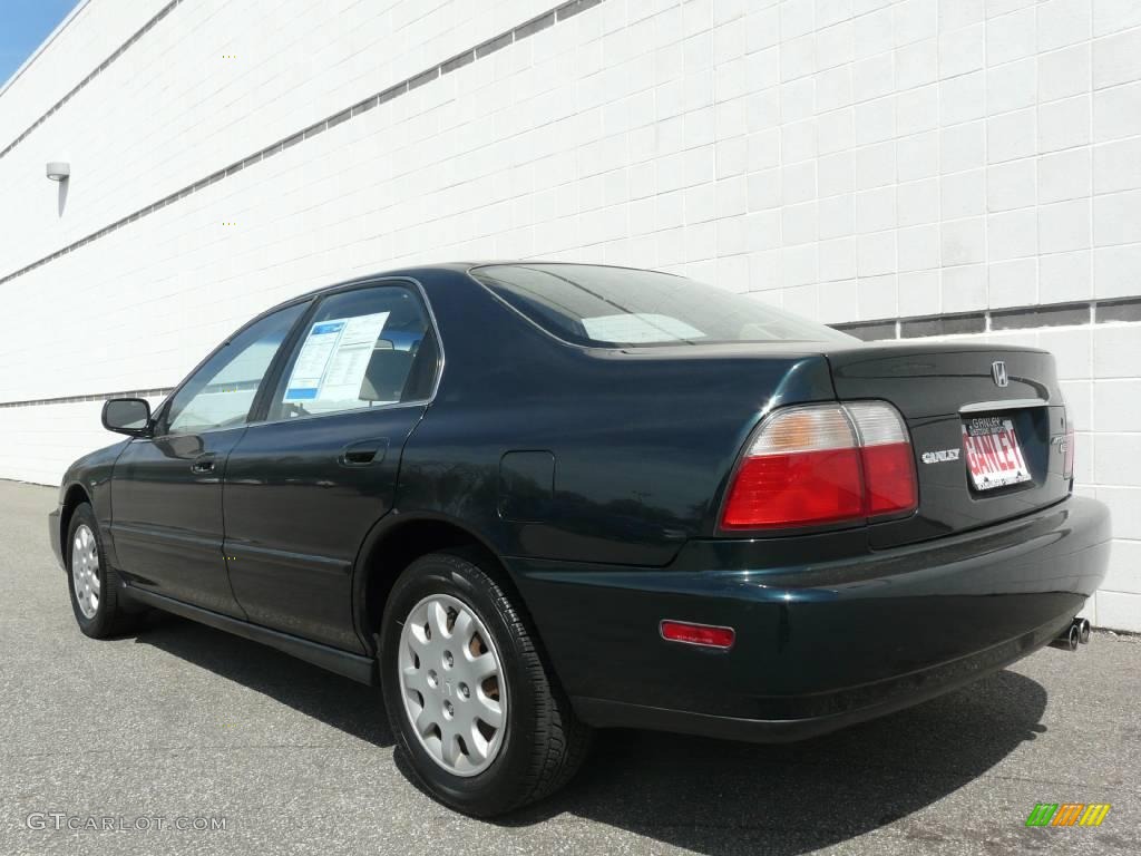 1996 Accord LX V6 Sedan - Sherwood Green Pearl Metallic / Beige photo #18