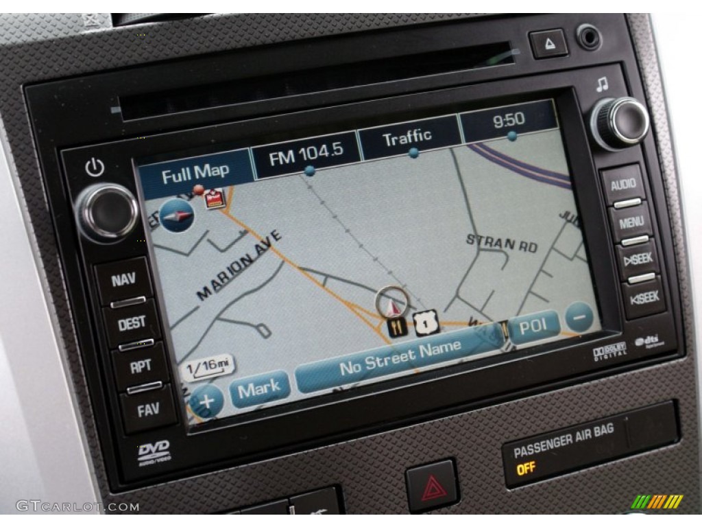 2009 Chevrolet Traverse LTZ AWD Navigation Photos