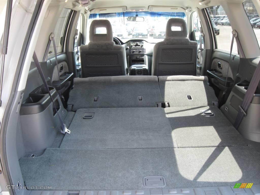 2004 Pilot EX 4WD - Starlight Silver Metallic / Gray photo #7