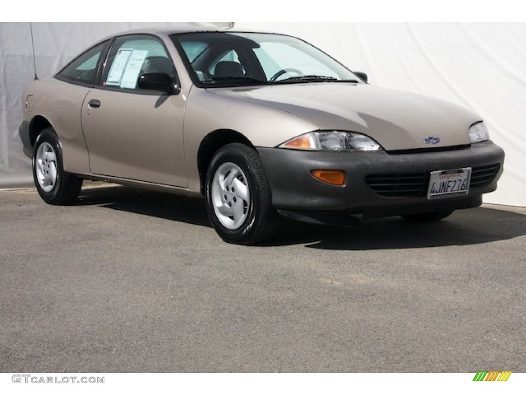 1999 Cavalier Coupe - Medium Sunset Gold Metallic / Neutral photo #1