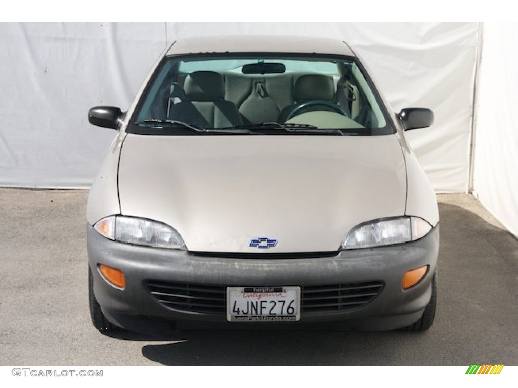 1999 Cavalier Coupe - Medium Sunset Gold Metallic / Neutral photo #7