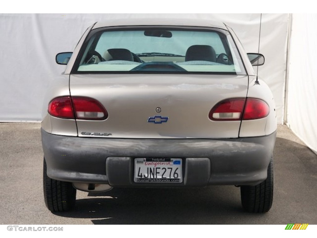 1999 Cavalier Coupe - Medium Sunset Gold Metallic / Neutral photo #9