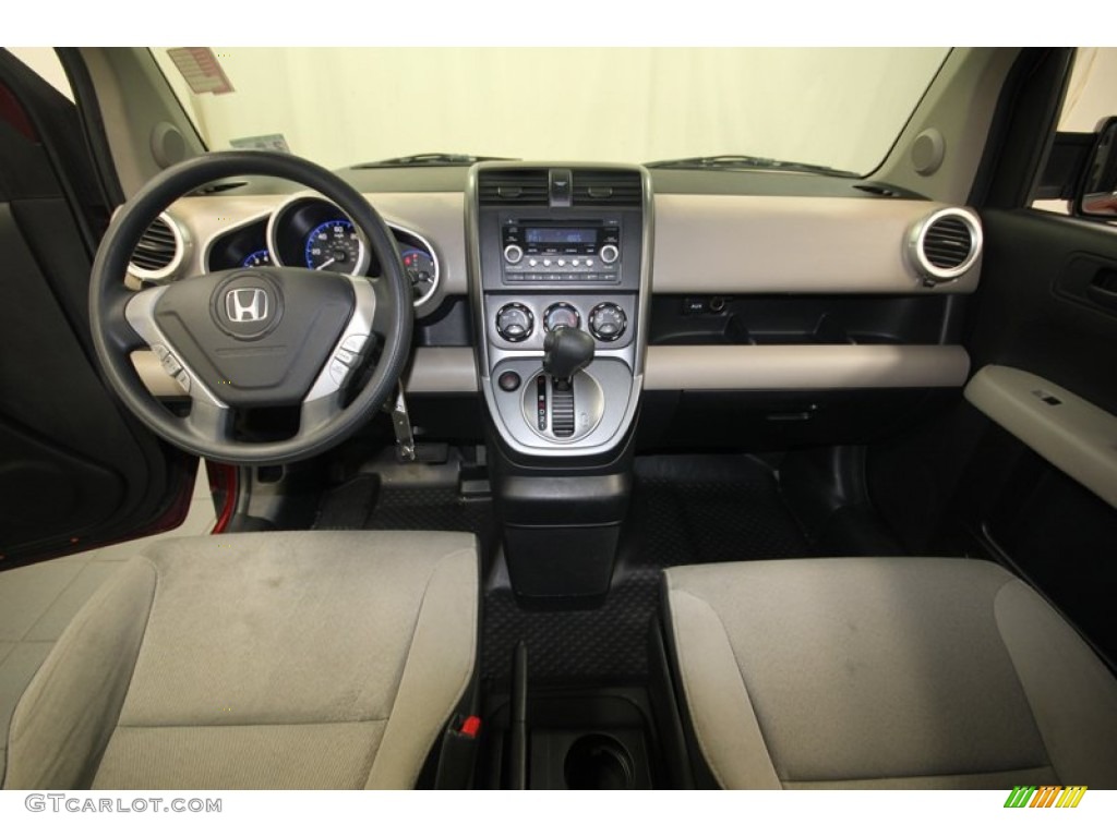 2007 Honda Element EX Dashboard Photos