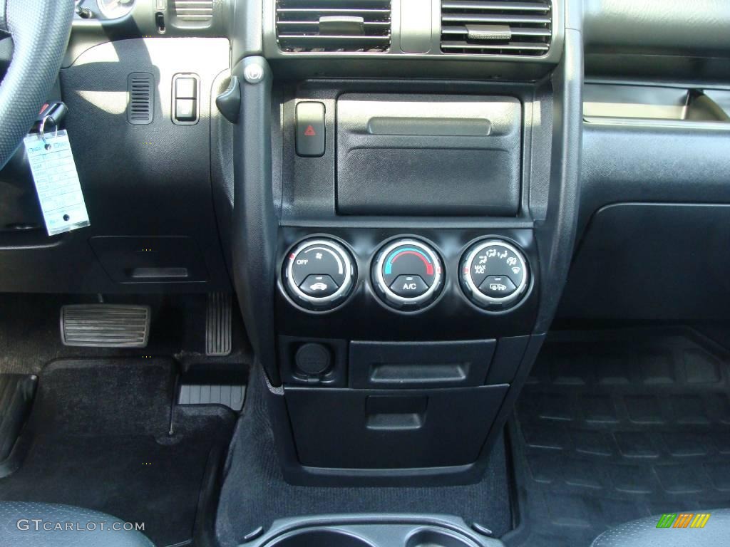 2006 CR-V SE 4WD - Nighthawk Black Pearl / Black photo #23
