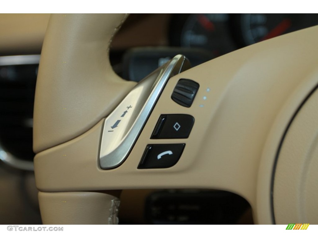 2012 Porsche Panamera S Hybrid Controls Photo #81347528